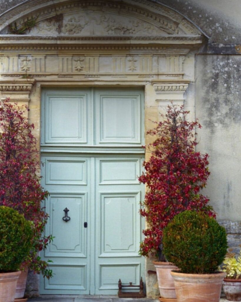 Thresholds in Small Gardens